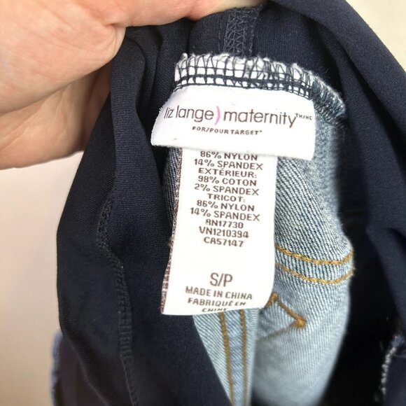 Maternity dark wash shorts size small - Picture 7 of 10